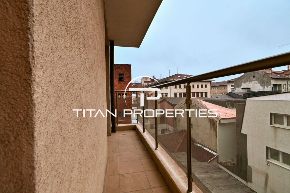 Двустаен, под наем, Център-ЦУМ