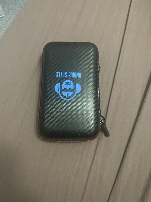 Продам игровую приставку R36MAX