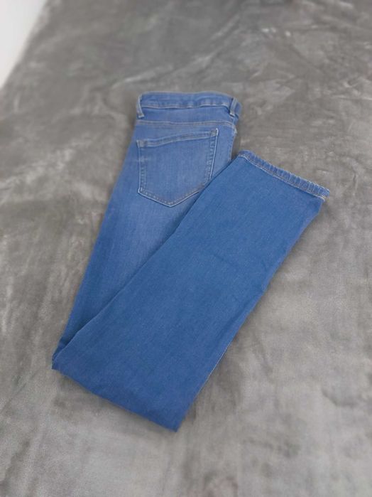 Blugi dama. Marimea 40