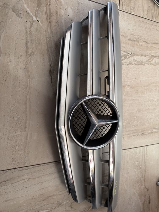 Декоративна решетка Мерцедес Е класа купе W207 Mercedes E klasa