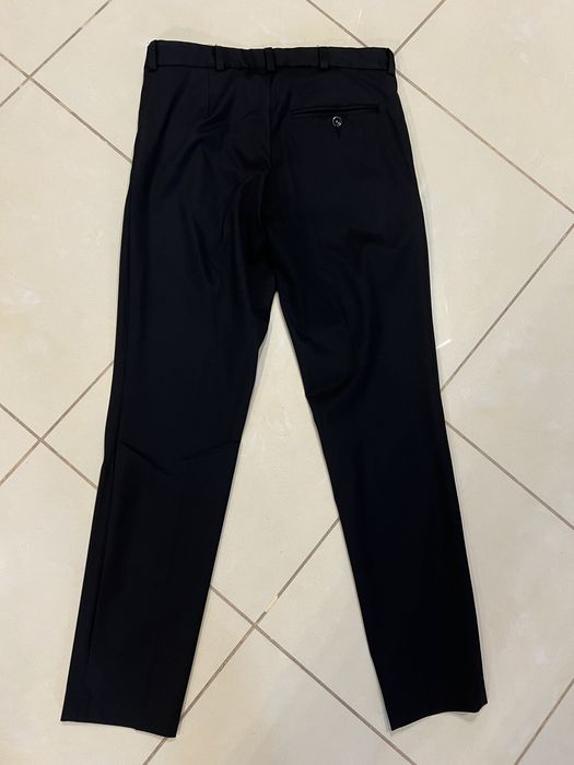 мъжки костюм.