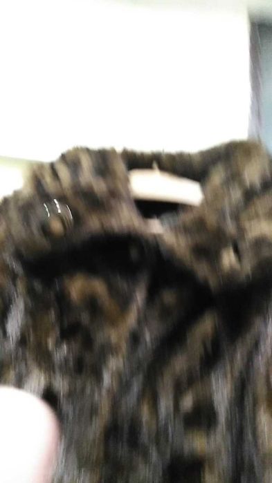 Елегантно дамско палто