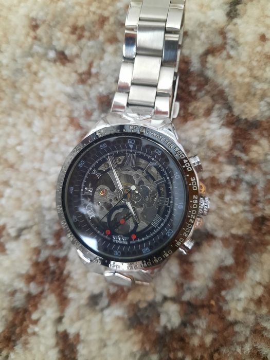 Ceas elegant mecanic. 100 lei