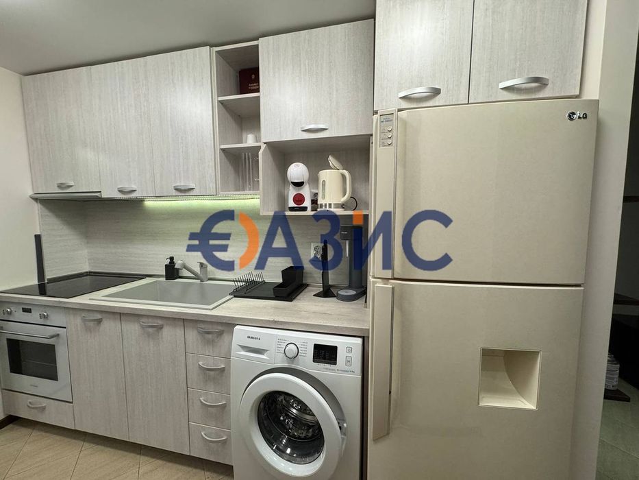Продава се Тристаен апартамент в к.к. Слънчев бряг - 75 кв.м за 802 €/кв.м - Снимка #4