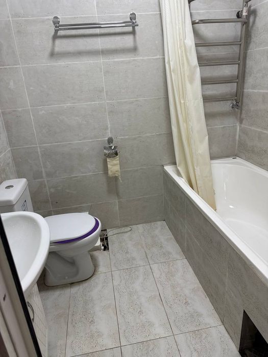 Срочно своя без маклер Продаётся Квартира Олмозор Мед Городок 4 х