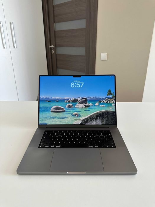 【メモリ32GB】MacBook Pro 16インチ M1 Pro /512GB Apple Macbook Pro 16