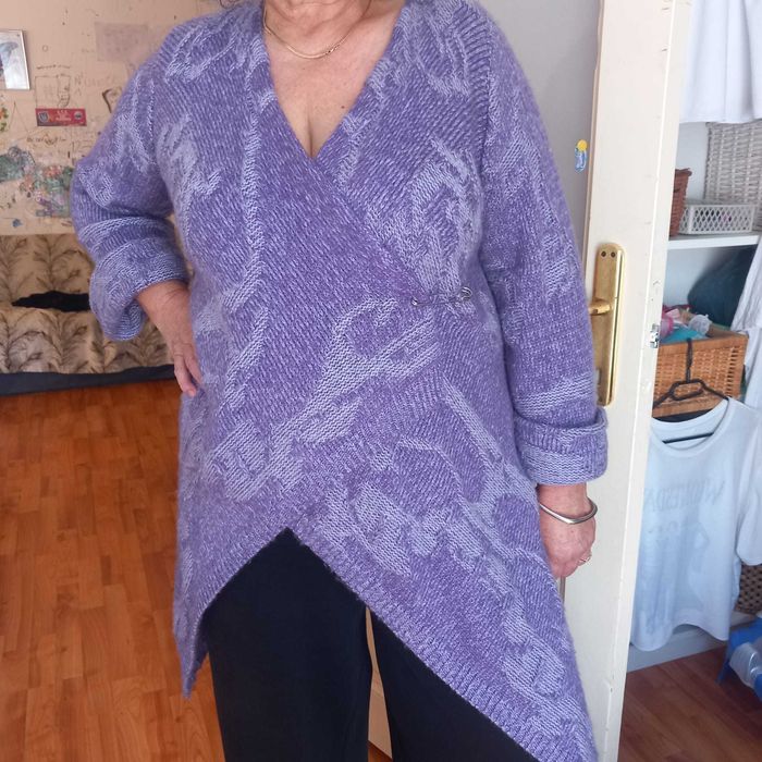 Pulover mov, marca Carmen Grigoriu