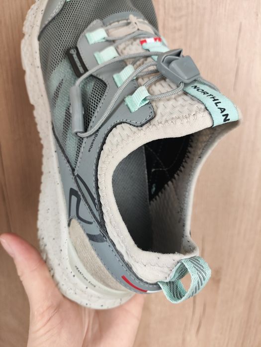 Кроссовки Northland 37 размер