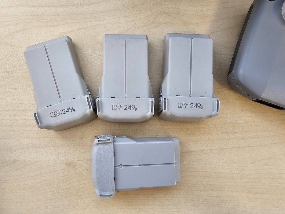 DJI Mini 4 Pro Fly More Combo НОВ