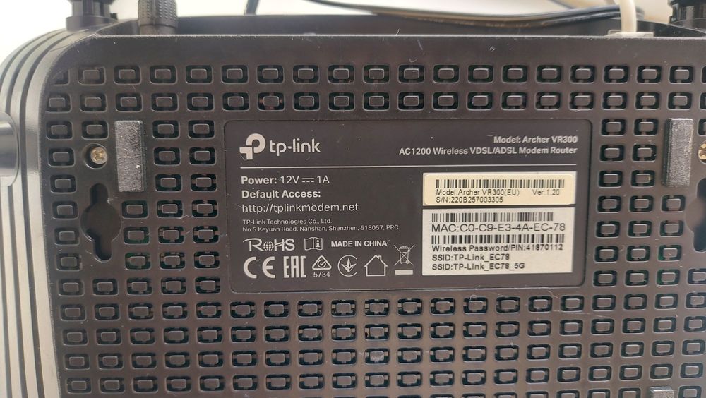 Wi-Fi роутер TP-Link Archer VR300 AC1200