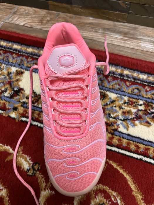 Adidași Nike Air Max Plus TN roz