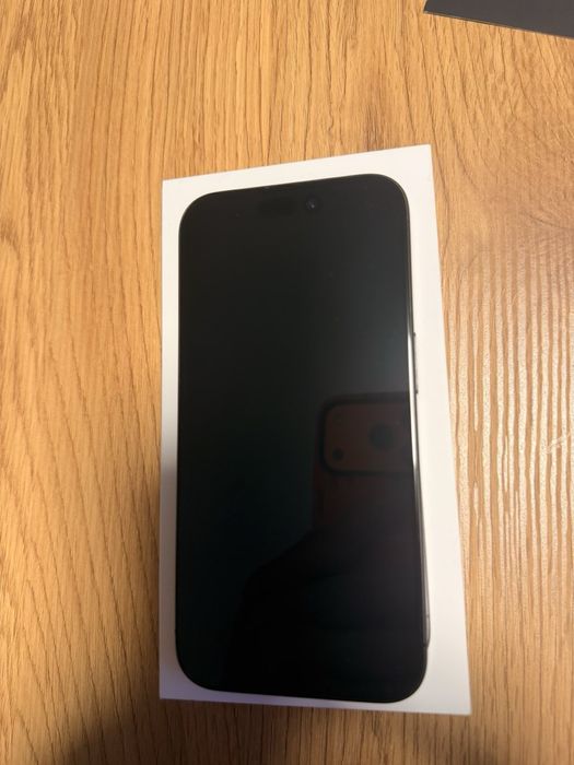 I phone 15 Pro 256