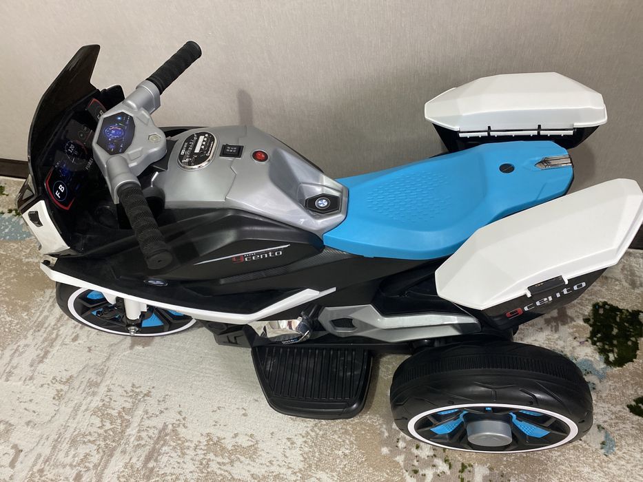 Продается  детский музыкальный мотоцикл