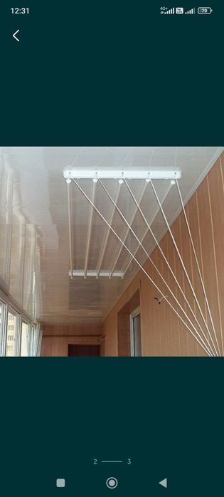 Устанавливаем потолочные бельевые сушилки