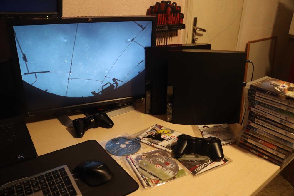 С 1Г ГАРАНЦИЯ! PlayStation 3 Slim 500GB HDD диск профилактиран почистен PS3 Плейстейшън Конзола Джойстик Игри Sony Console Ретро Плейстейшан
