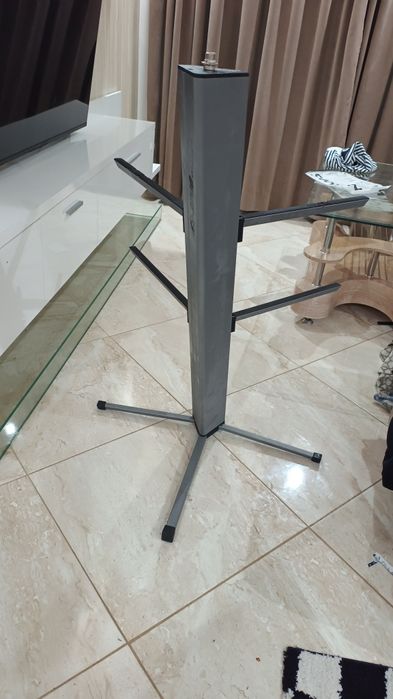 Стойка за синтезатор, клавир