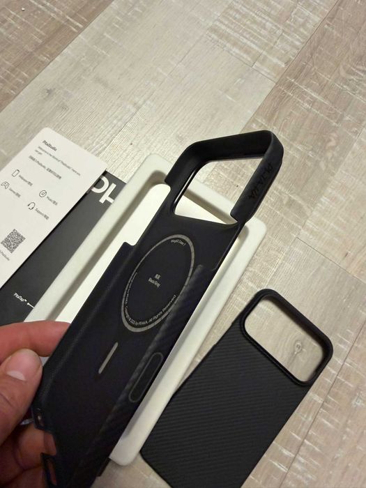 Pitaka Калъв за Iphone 17 Pro Max