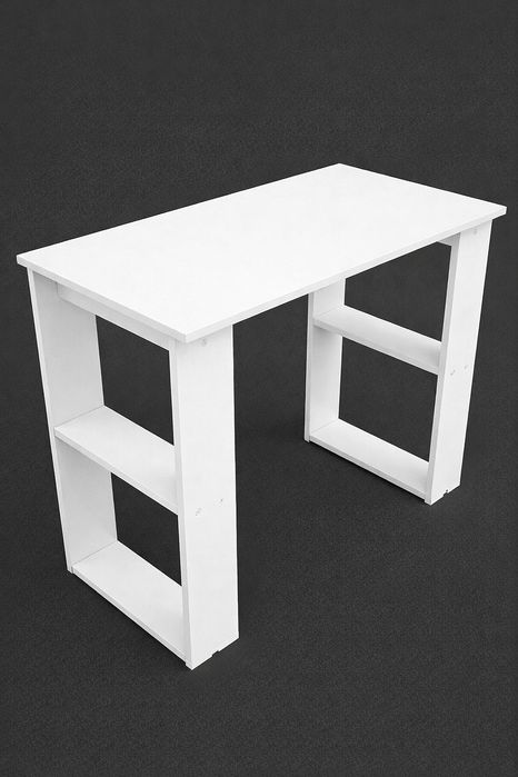 Маникюрные столы новые в наличии