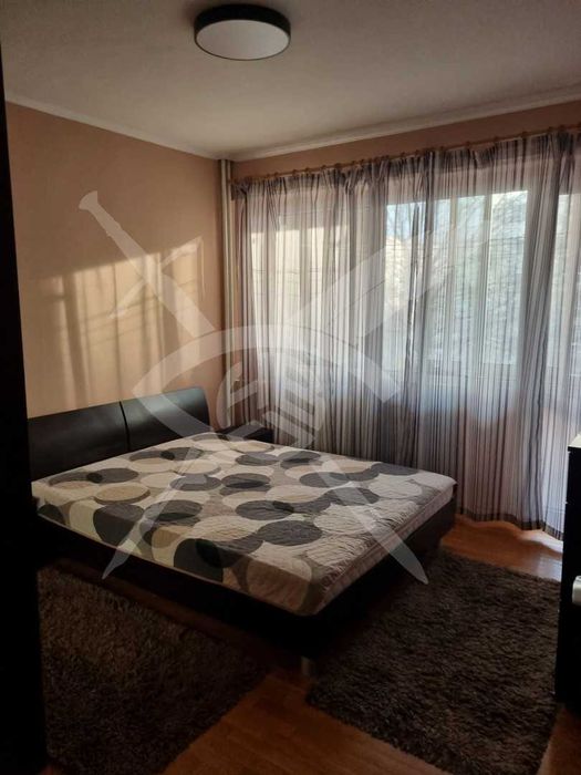 Дава се под наем Тристаен апартамент в София, Младост 4 - 110 кв.м за 700 € - Снимка #1