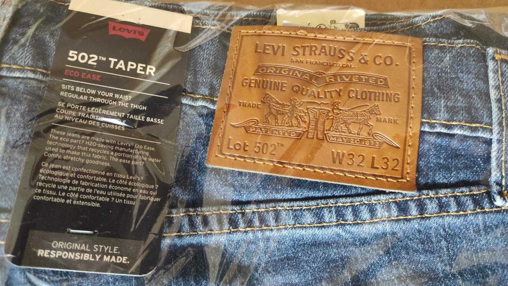 Дънки Levi's 502™ Тъмносин Tapered Fit