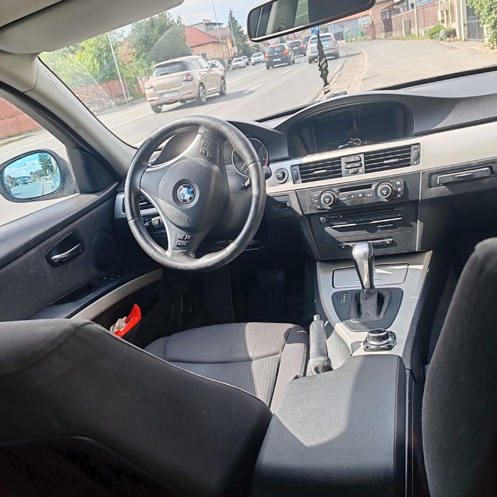 Vând BMW 320d Xdrive facelift automat