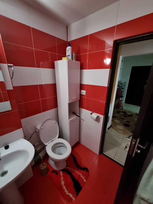 Inchiriez apartament cu 2 camere, Obcini