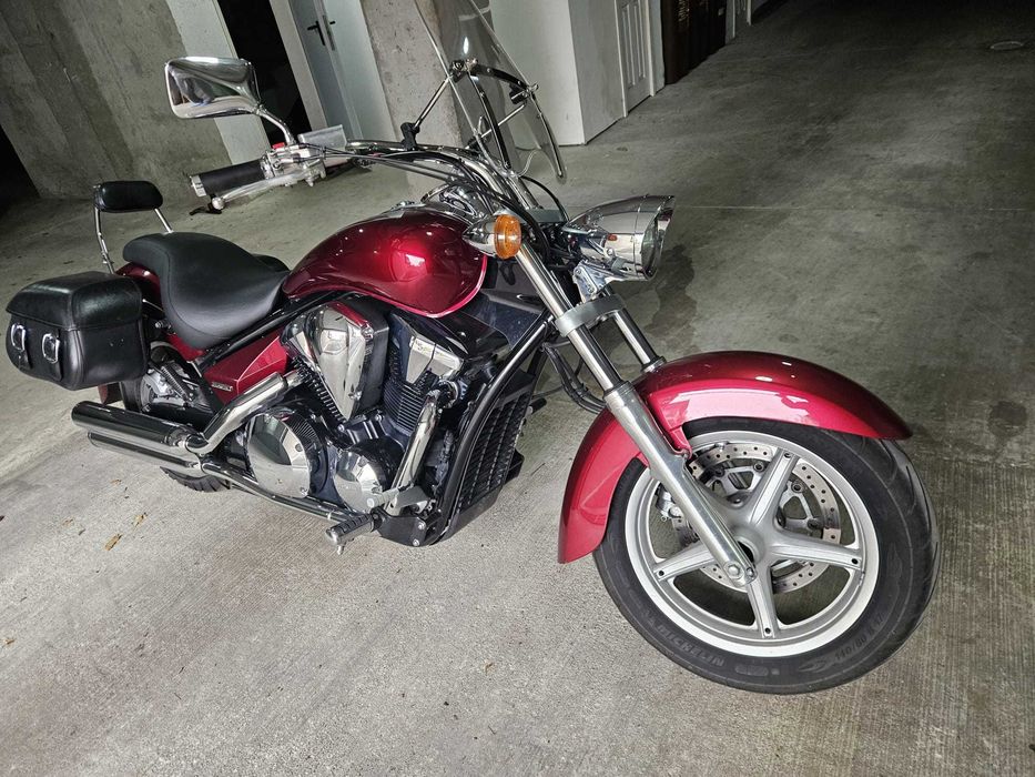 Motoyard vinde Honda Stateline 1300 ABS