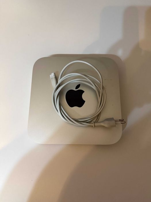 Apple Mac Mini (late 2014) A1347, i5, 8GB ram, 512GB SSD, cablu alimentare