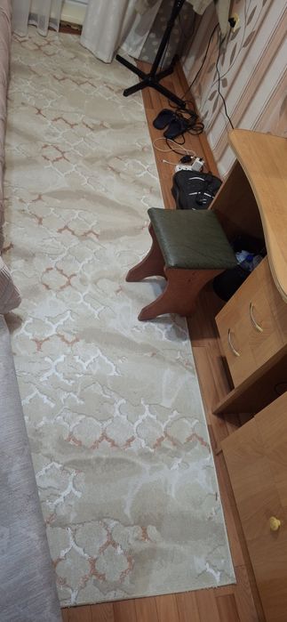 Продам ковровые дорожки 2 шт