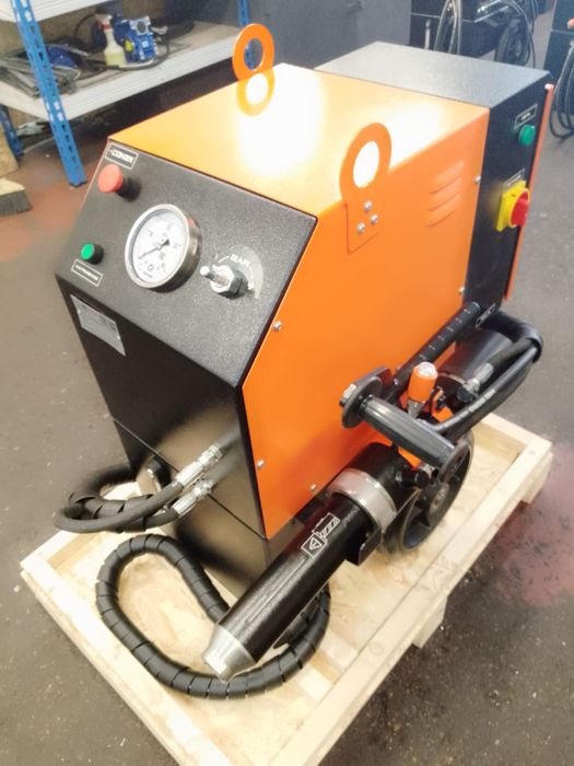 Гидро домкрат для натяжения арматуры