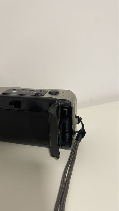 Vand camere video/foto vechi