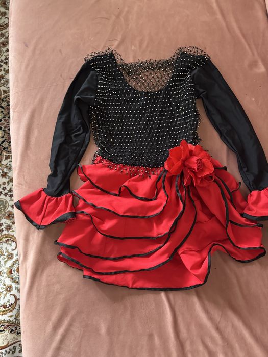 Платье для фигурного катания