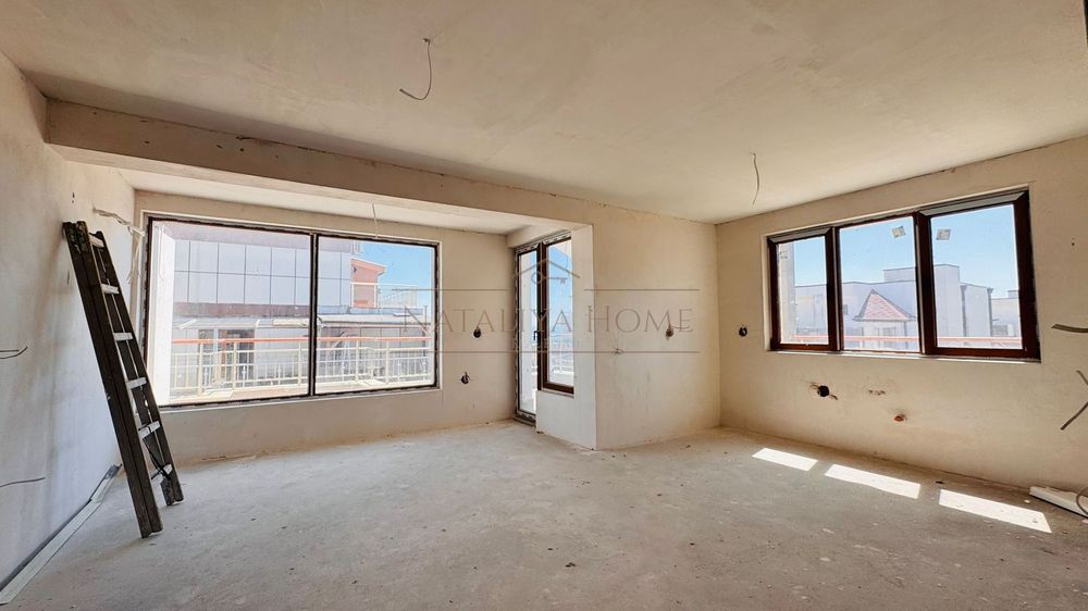 Продава се Четиристаен апартамент в Бургас, Сарафово - 155 кв.м за 1078 €/кв.м - Снимка #1