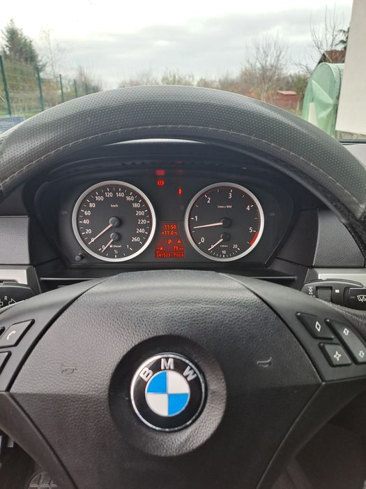 BMW E60  3000D 2006г.