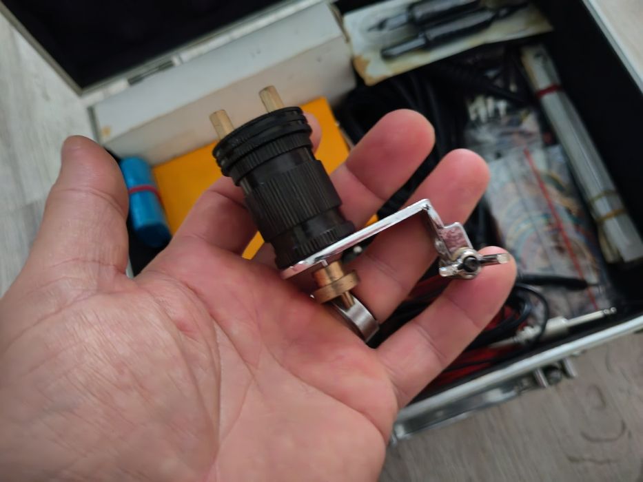 Aparate de tatuaje (Tatoo Kits)