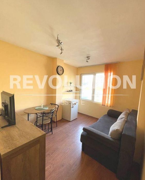 Едностаен апартамент  в гр.Варна, Център!