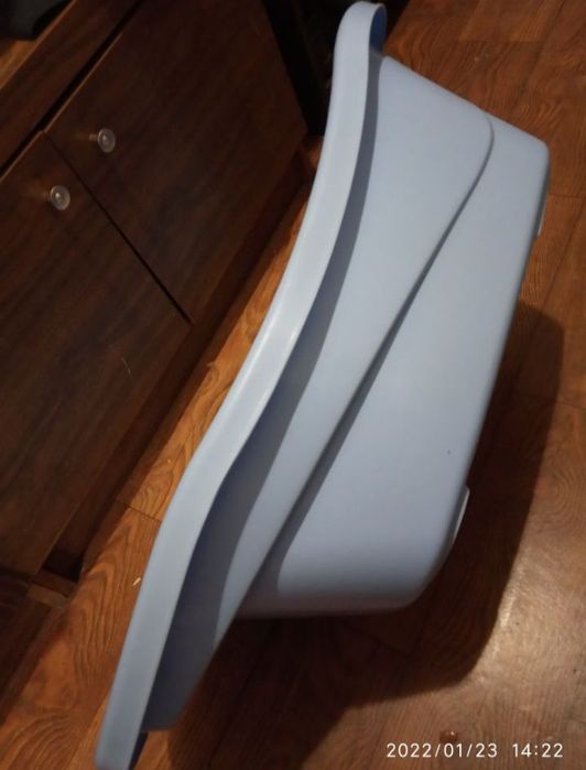 Продаю ванночку для купания ребёнка.Забирать с ТТЗ.