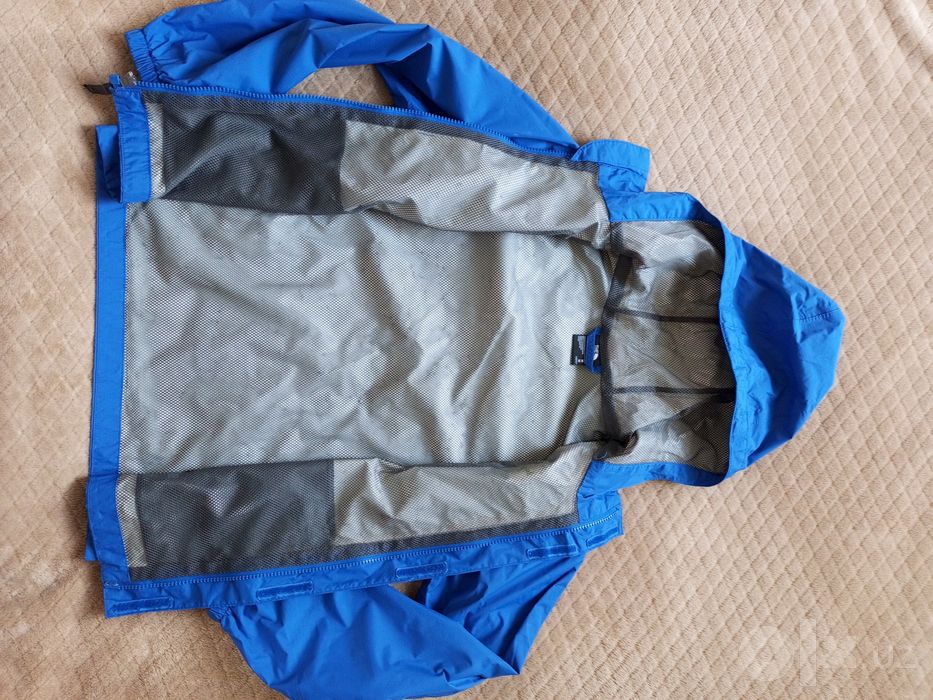 Ветровка, дождевик the north face  на 10 лет