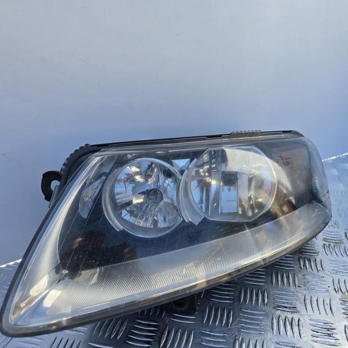 Far stanga halogen Audi A6 4F2, C6