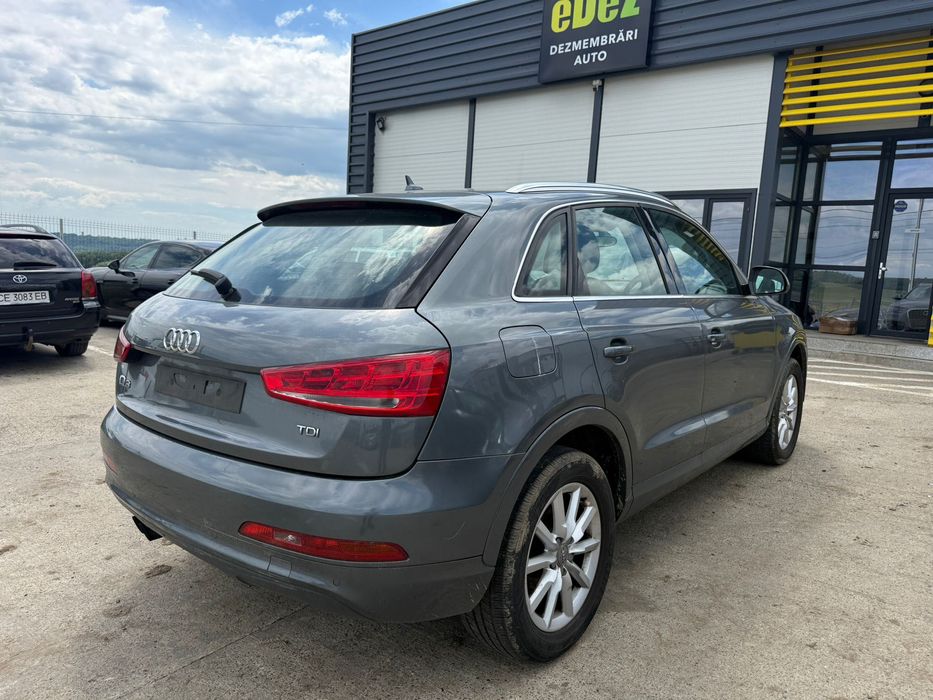 Dezmembrez audi q3 gri lx7r 2012 2.0 tdi CFFB cutie manuala NFZ