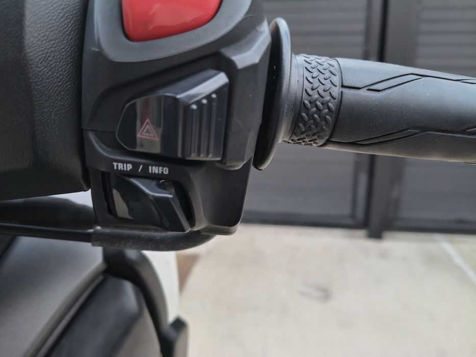 Yamaha x max 300