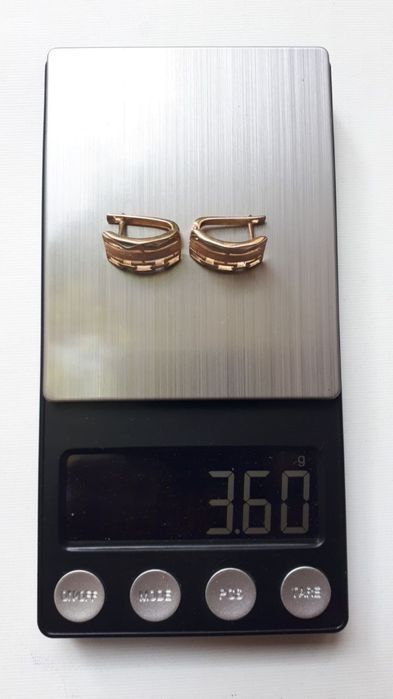 серьги золото ссср завод печать со звездой,585-п,весь -0.96-грам