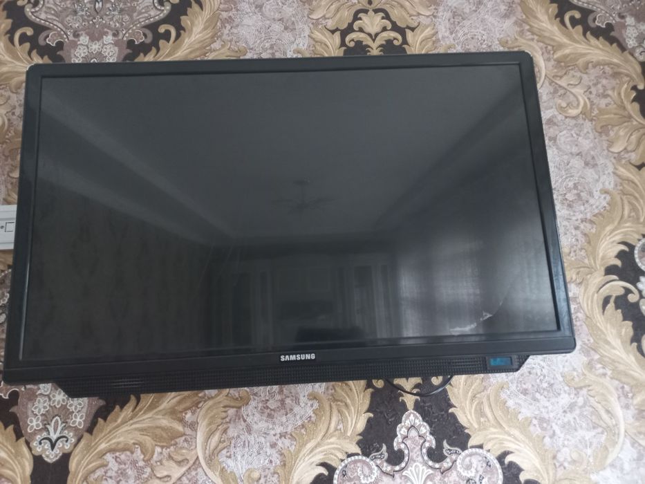 Samsung tv smart emas!