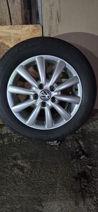 VW PASSAT  джанти със летни гуми  215/55/16  7J×16  ET59  5×112