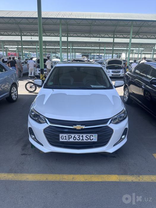 Chevrolet Onix primer +