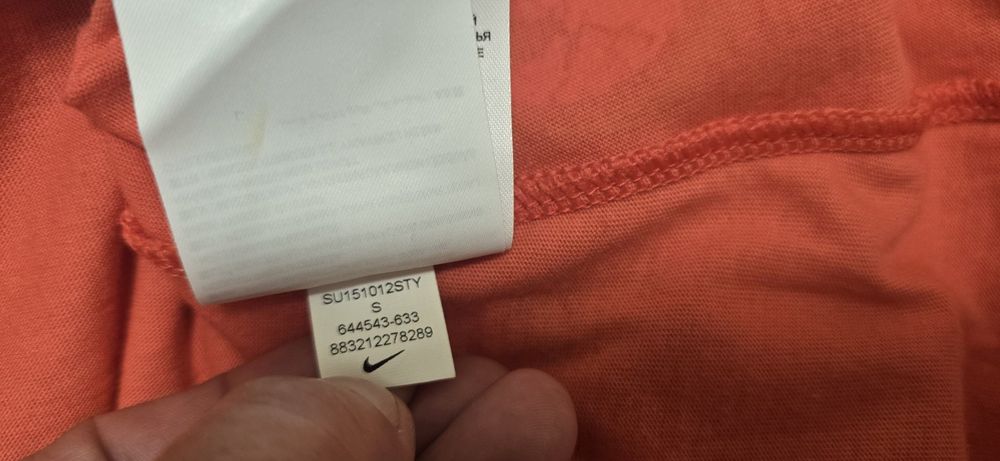 Дамска оригинална блузка.  Като нова     THE Nike TEE