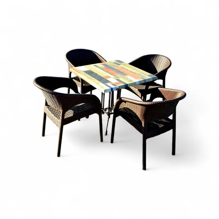 Маса със 4 стола