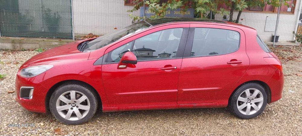 PEUGEOT 308 2012 — imagine 3
