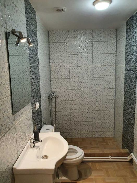 Casă 4 camere – ideal sediu firmă / birouri – Crângași, 5 min metrou – curte 180 mp