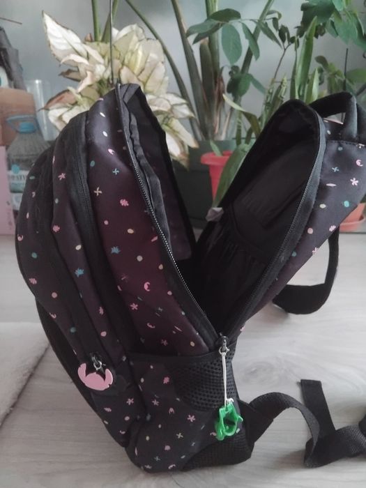 Ghiozdan si penar pt școală cu stitch